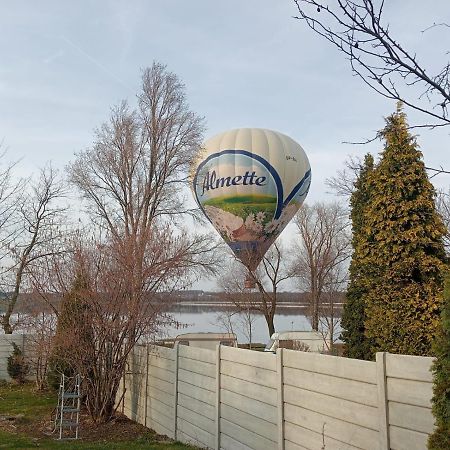 Dom Z Ogrodem Villa Laka  Exteriör bild
