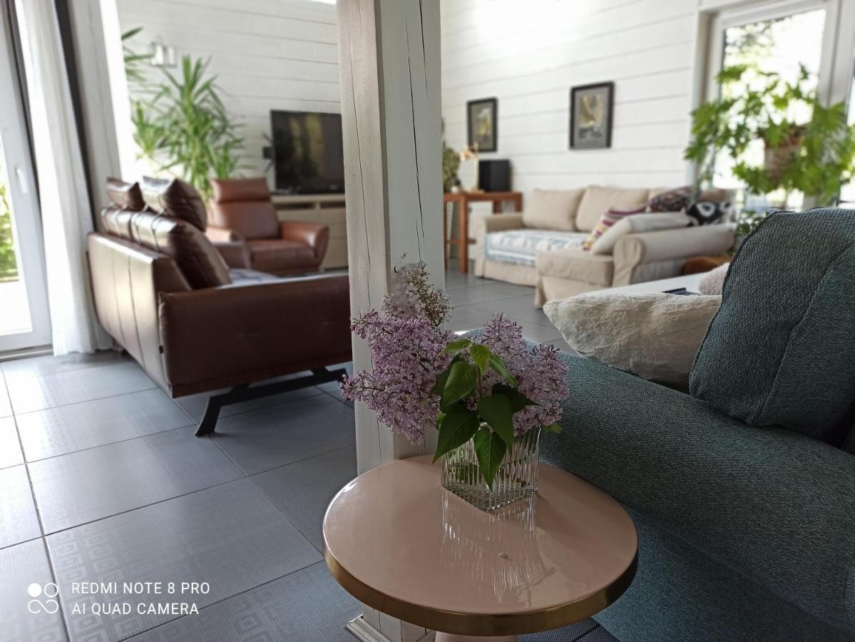 Dom Z Ogrodem Villa Laka  Exteriör bild