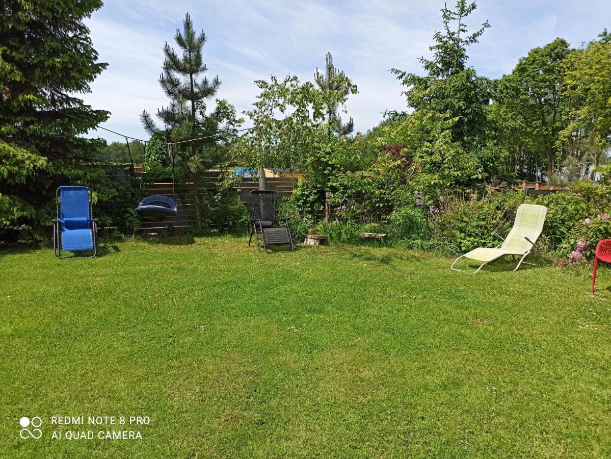 Dom Z Ogrodem Villa Laka  Exteriör bild