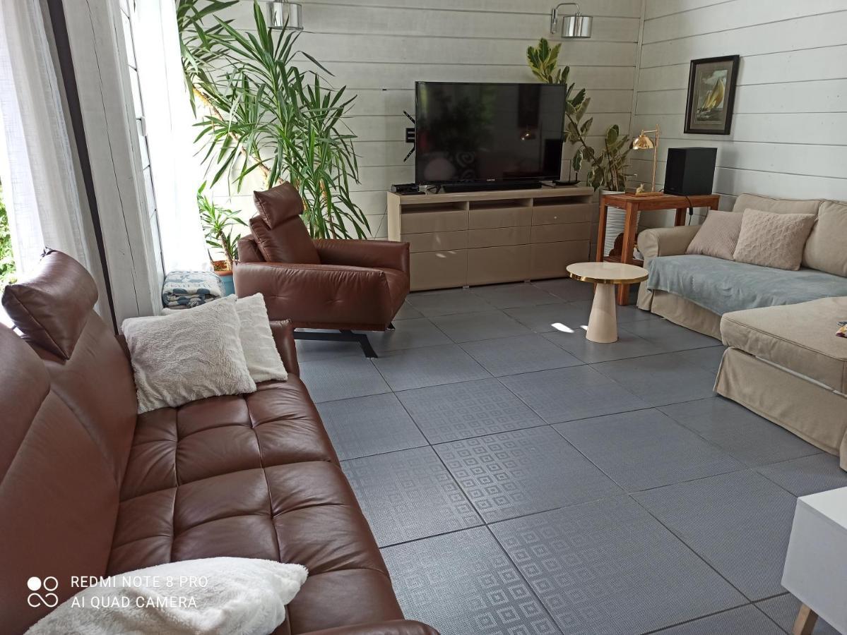 Dom Z Ogrodem Villa Laka  Exteriör bild